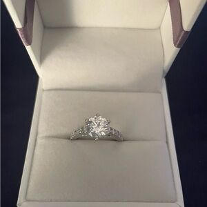 DovEggs 2ct 8mm GHI Color 2.6mm Solitaire Moissanite